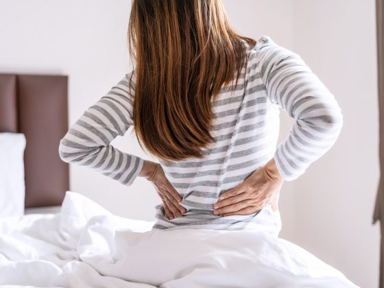 donna con mal di schiean